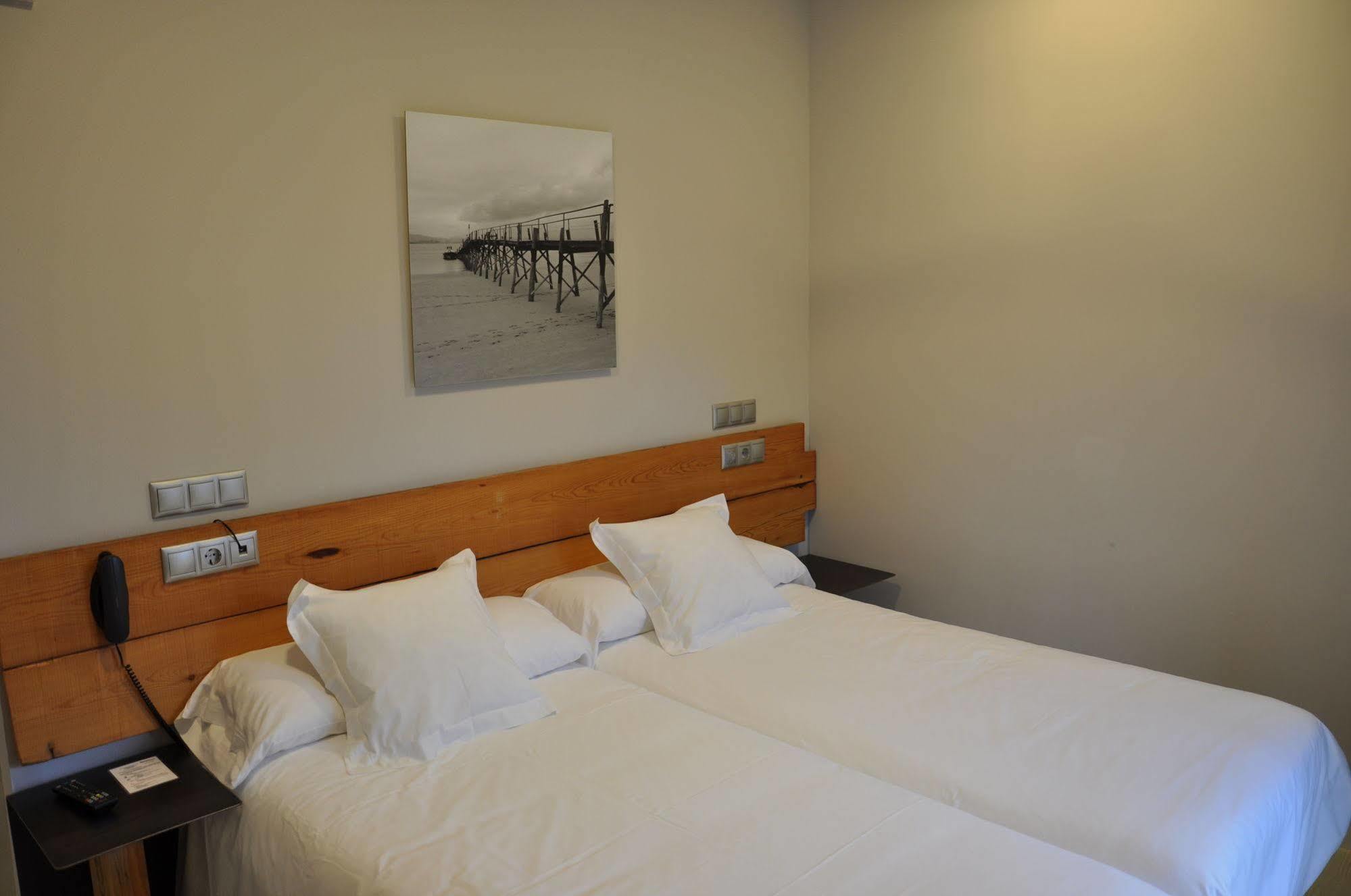 Bed & Breakfast Hosteria Santander 2*